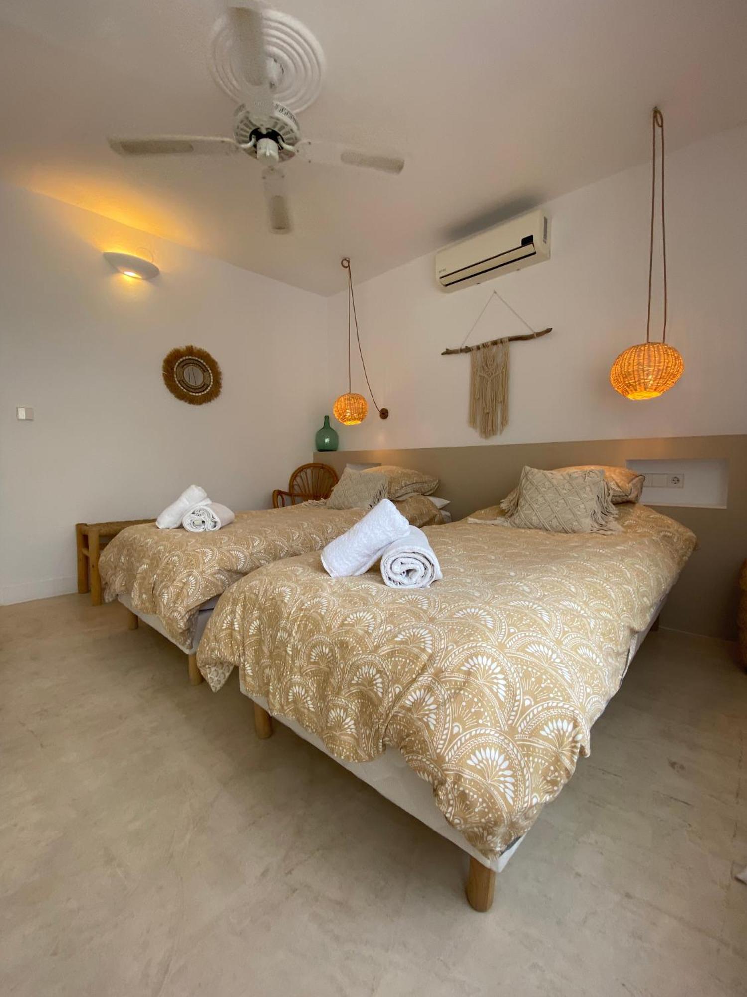La Bohemia Del Rio Boutique Hotel - Adults Only Санта-Эулалия-дель-Рио Экстерьер фото
