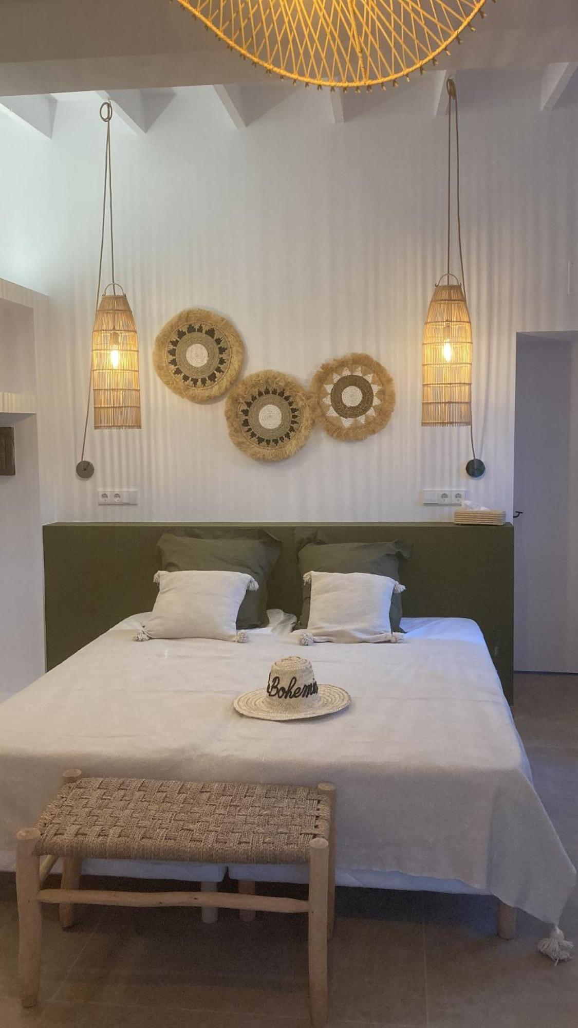 La Bohemia Del Rio Boutique Hotel - Adults Only Санта-Эулалия-дель-Рио Экстерьер фото